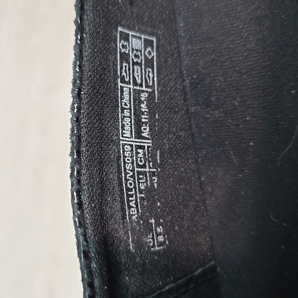 Vionic Women Caballo Elegant Black The Pointed Toe Flats Shoes Sz 8.5 - Picture 13 of 13